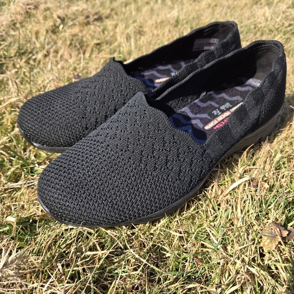Skechers Seagar Stat Women's 7.5 Wide Fit Knit Black Slip-On Shoes - Picture 1 of 6
